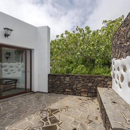 Guestready - Private Pool Retreat El Hierro Isora